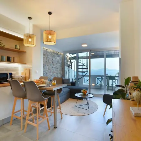 Ionia Living * Μπαρμπάτι