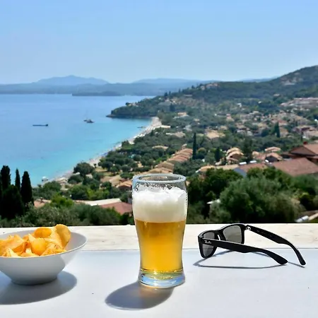 Ionia Living * Μπαρμπάτι
